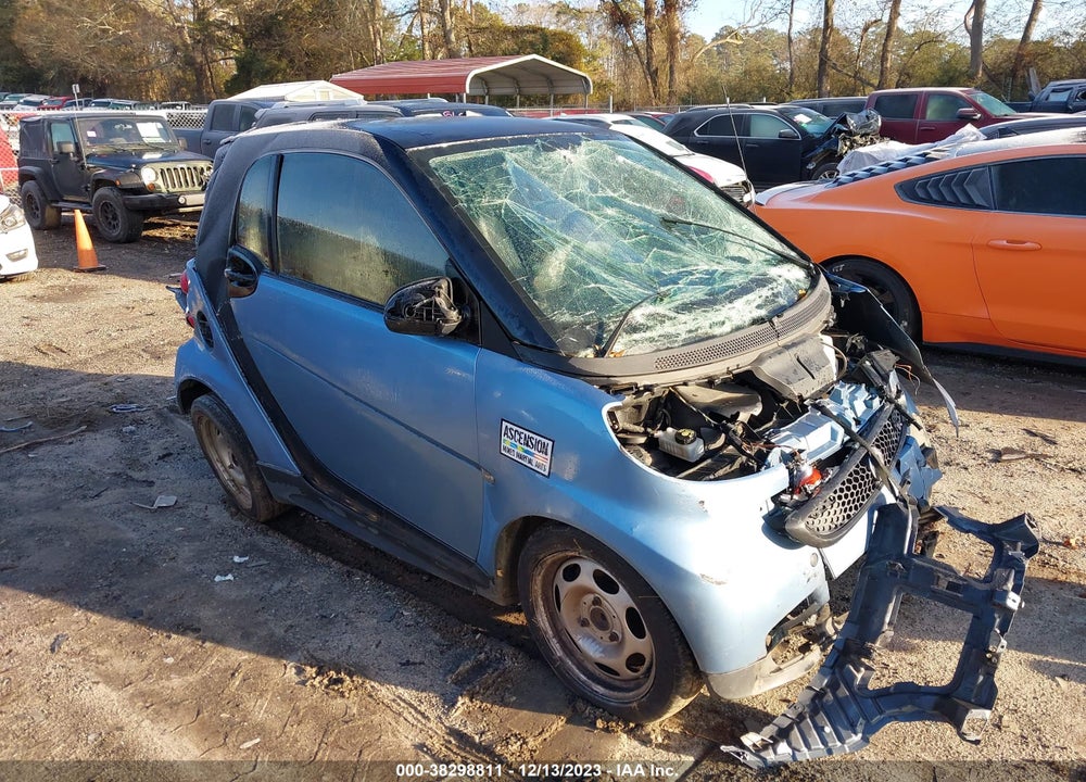 2013 SMART FORTWO PASSION/PURE VIN: WMEEJ3BA3DK676030