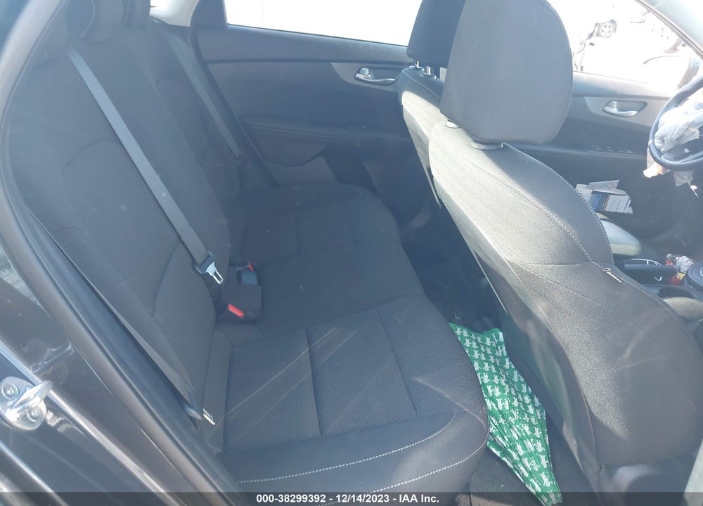 2021 KIA FORTE FE VIN: 3KPF24AD8ME275013