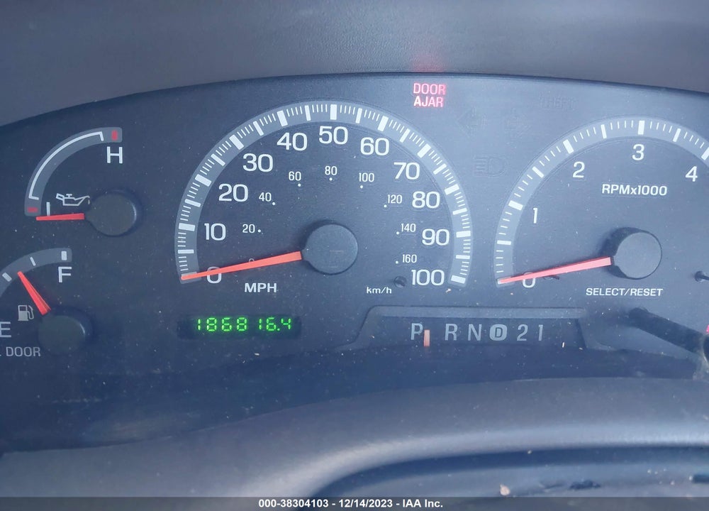 2001 FORD F-150 XL/XLT VIN: 1FTRF17L61NB04122