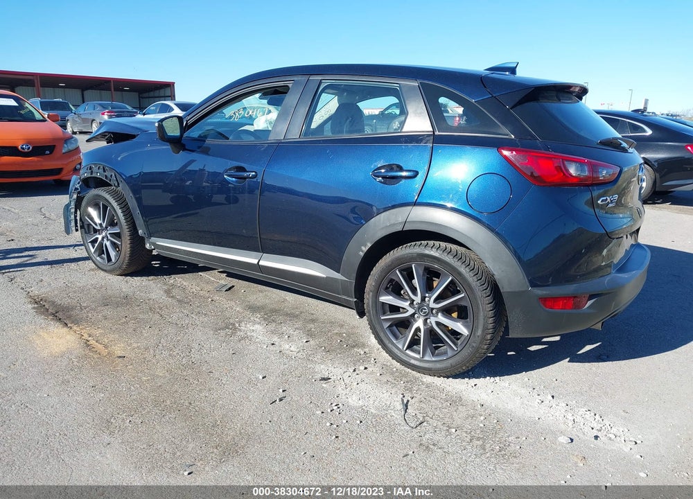 2018 MAZDA CX-3 GRAND TOURING VIN: JM1DKFD76J0301492