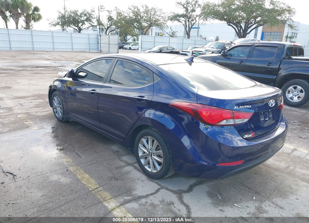 2014 HYUNDAI ELANTRA VIN: 5NPDH4AE3EH460128