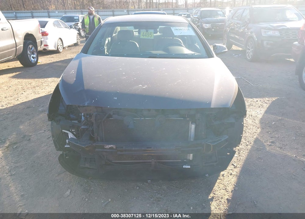 2015 HYUNDAI SONATA VIN: 5NPE34AF7FH223381