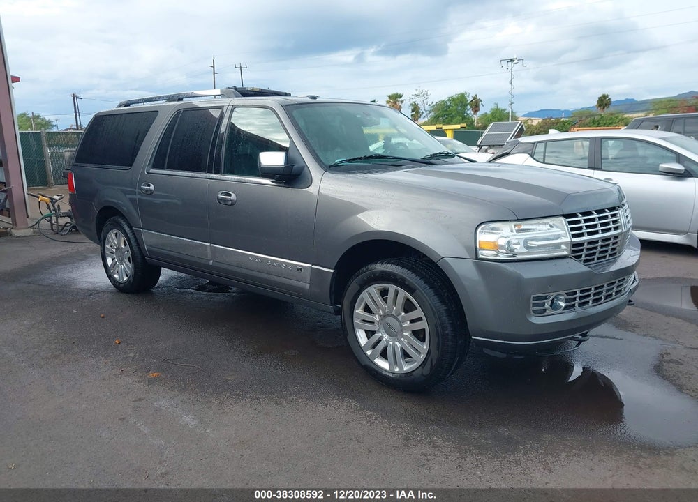 2013 LINCOLN NAVIGATOR L VIN: 5LMJJ3J57DEL07423