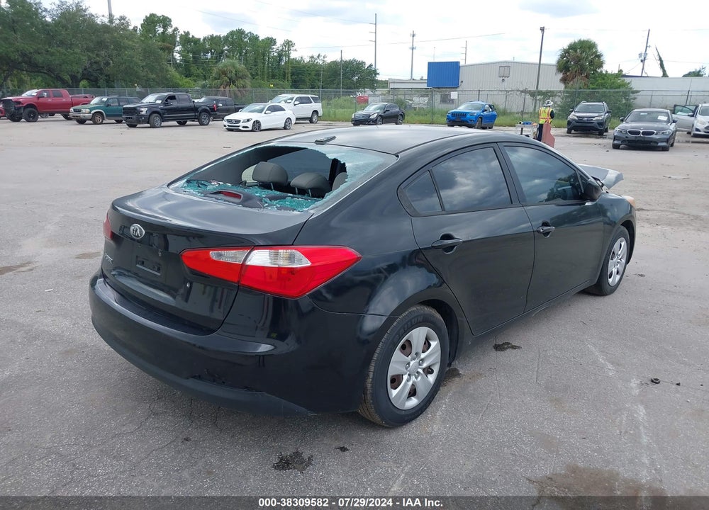 2015 KIA FORTE VIN: KNAFK4A6XF5430660
