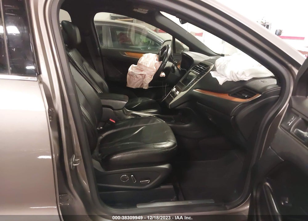 2017 LINCOLN MKC RESERVE VIN: 5LMCJ3D93HUL20818
