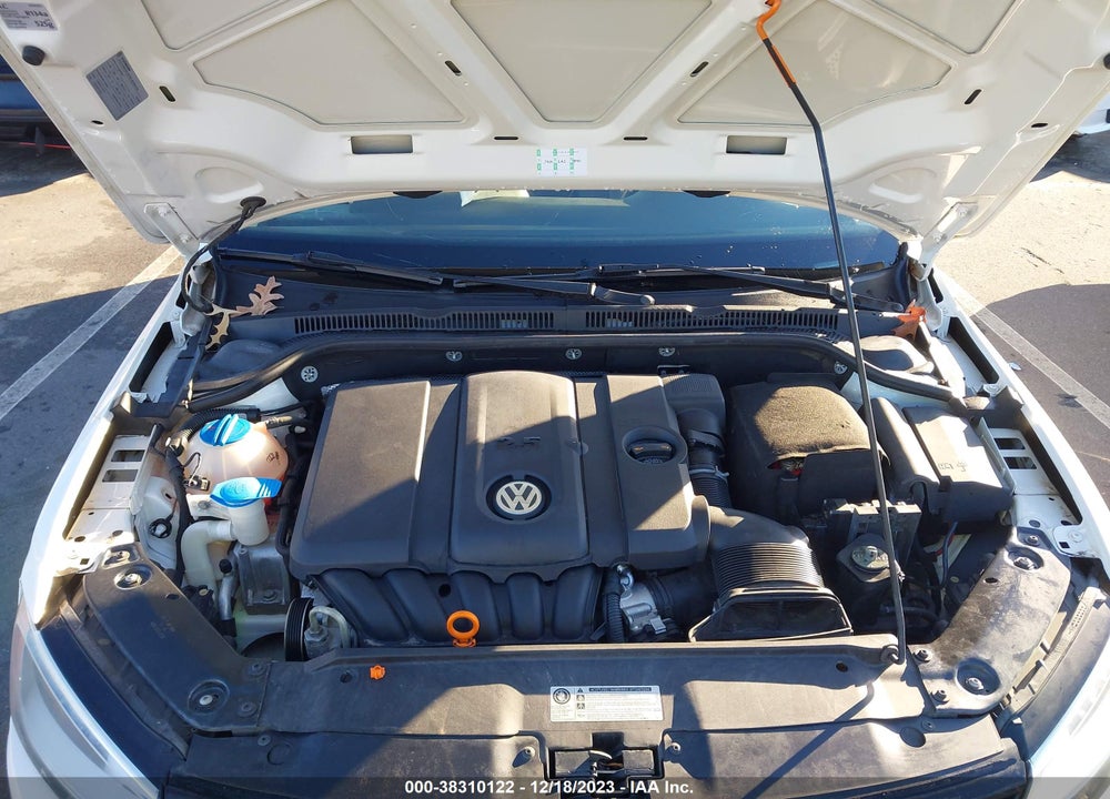 2012 VOLKSWAGEN JETTA 2.5L SE VIN: 3VWDP7AJ9CM326195