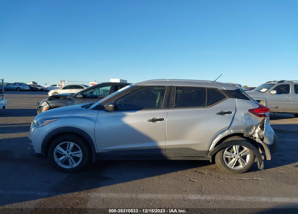 2019 NISSAN KICKS S VIN: 3N1CP5CU4KL539718