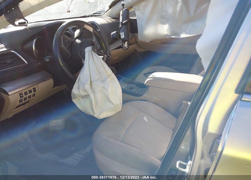 2018 SUBARU LEGACY 2.5I PREMIUM VIN: 4S3BNAF63J3021629