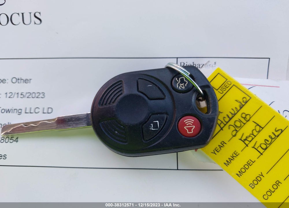 2018 FORD FOCUS SE VIN: 1FADP3FE7JL331777