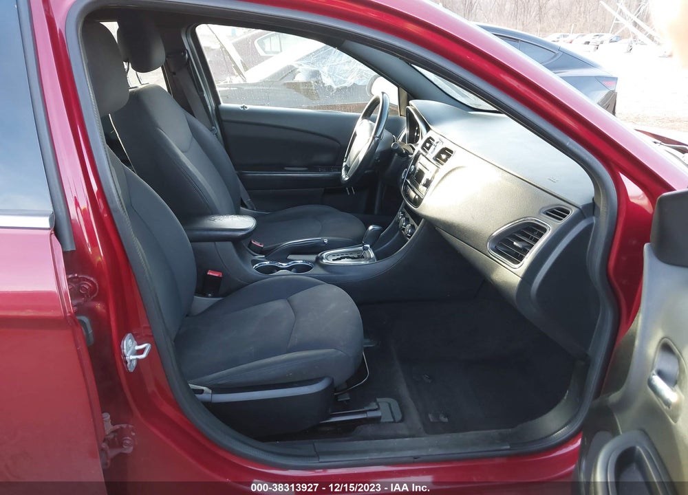 2014 CHRYSLER 200 TOURING VIN: 1C3CCBBB1EN177217