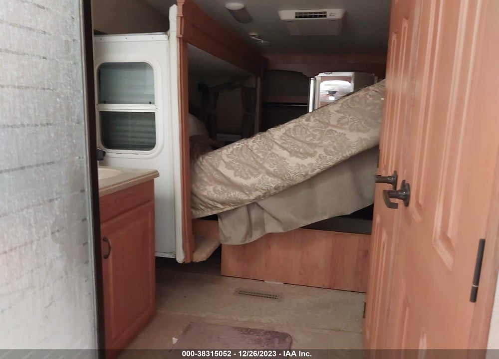 2006 JAYCO OTHER VIN: 1UJCJ02R961SS0259