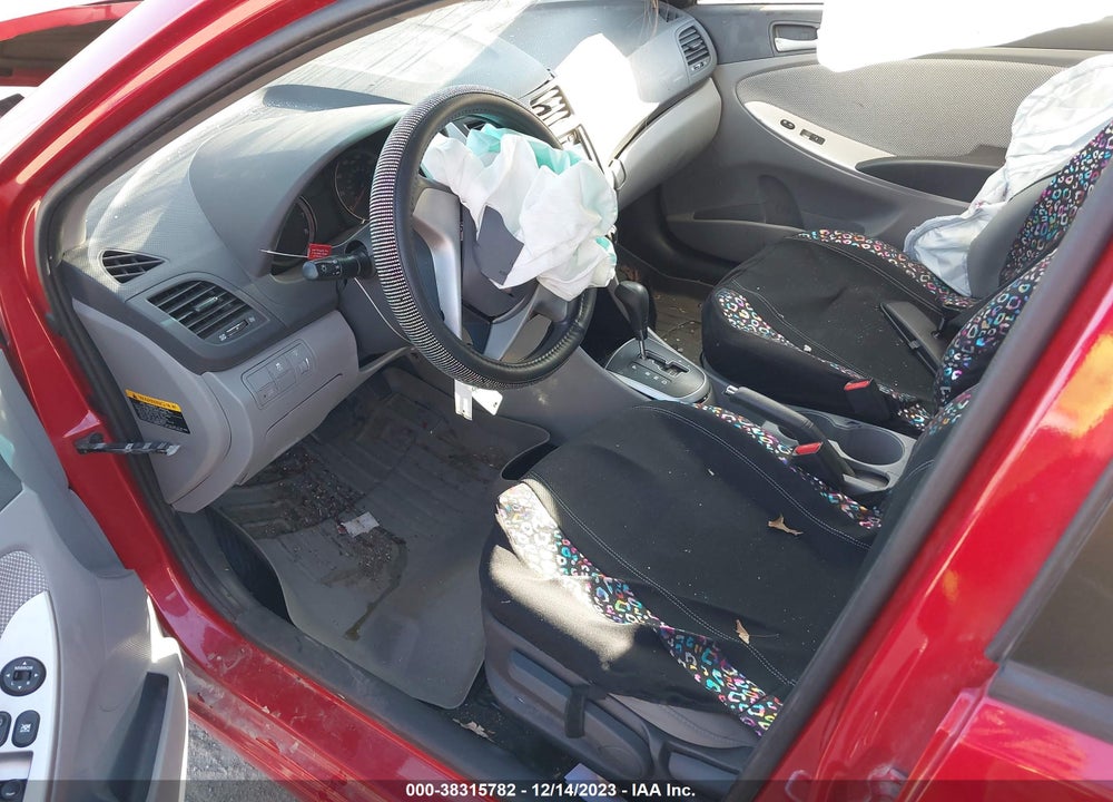 2013 HYUNDAI ACCENT GLS VIN: KMHCT4AE1DU552655