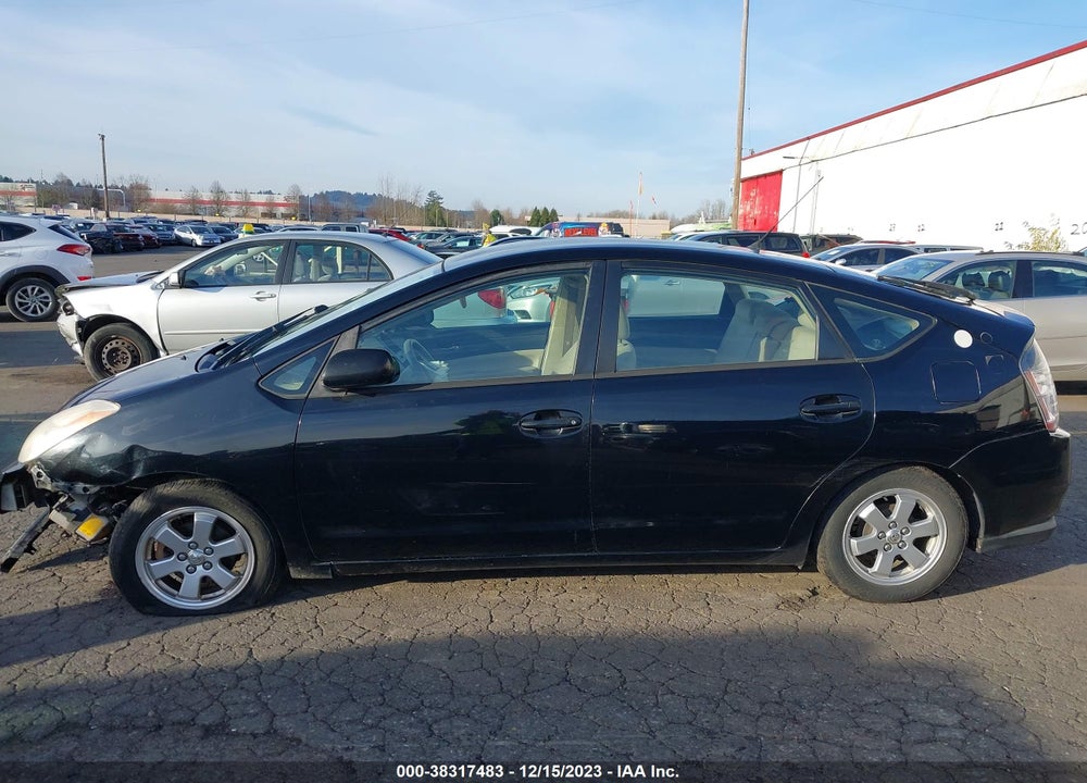 2005 TOYOTA PRIUS VIN: JTDKB22U753030035