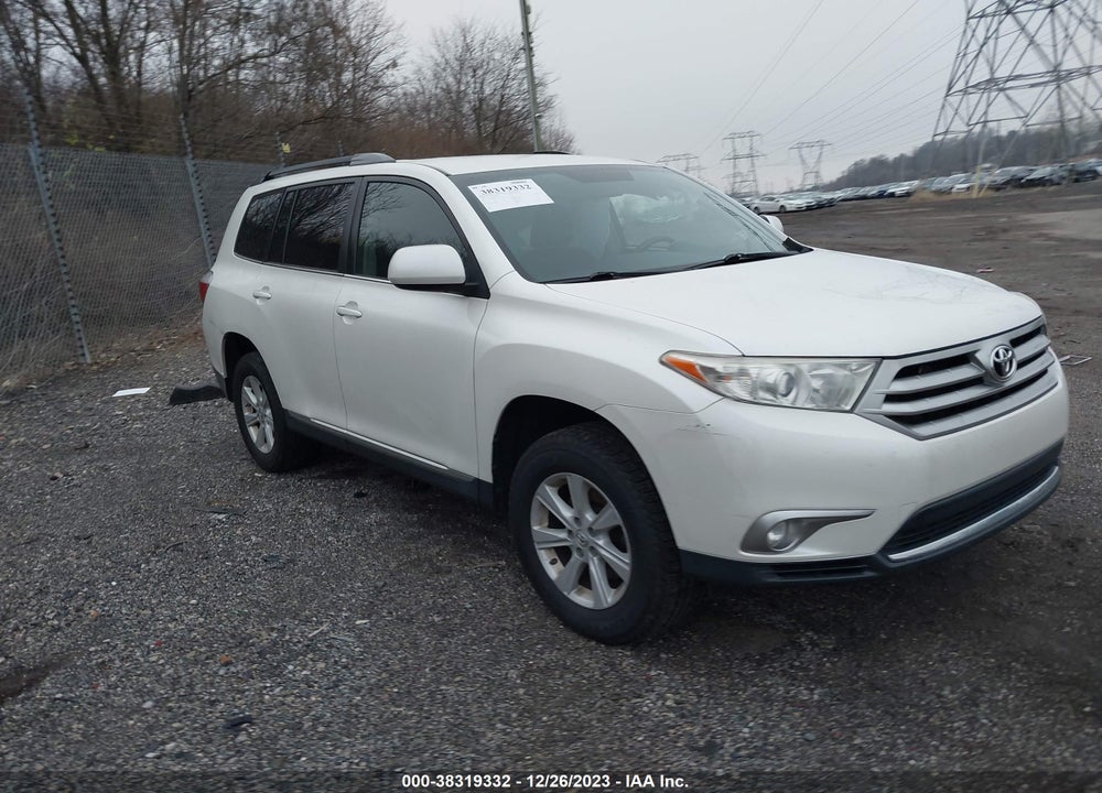 2013 TOYOTA HIGHLANDER BASE PLUS V6 VIN: 5TDBK3EH8DS270308
