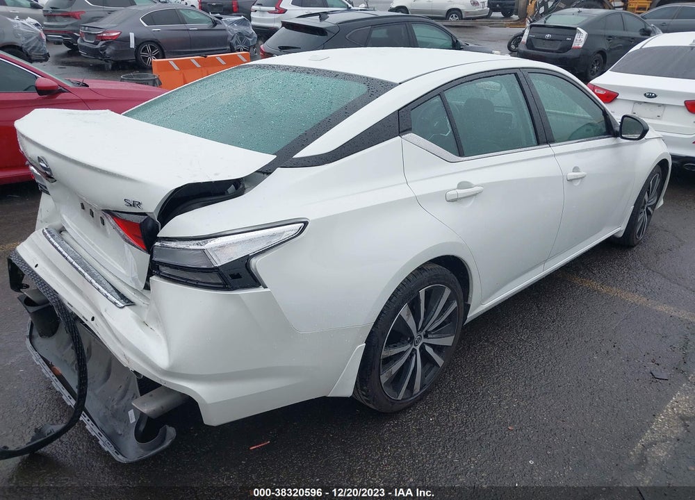 2022 NISSAN ALTIMA SR FWD VIN: 1N4BL4CV9NN372290