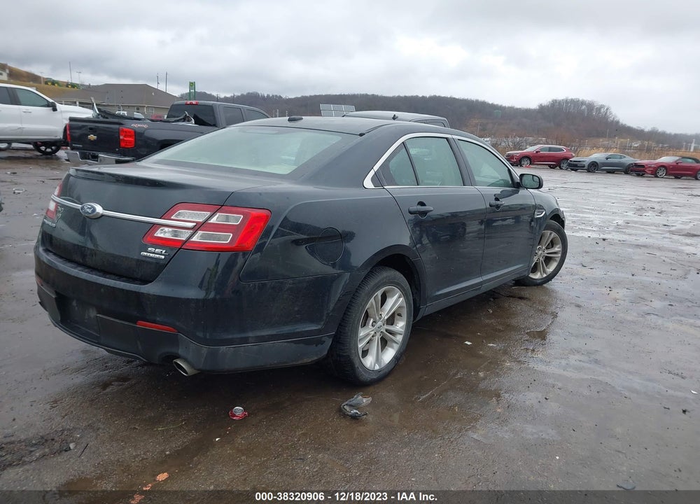 2015 FORD TAURUS SEL VIN: 1FAHP2E83FG122270