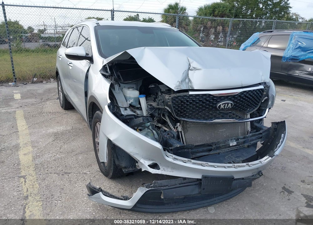 2017 KIA SORENTO 2.4L LX VIN: 5XYPG4A32HG246967