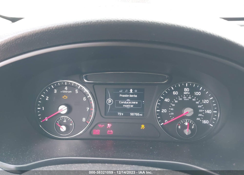 2017 KIA SORENTO 2.4L LX VIN: 5XYPG4A32HG246967