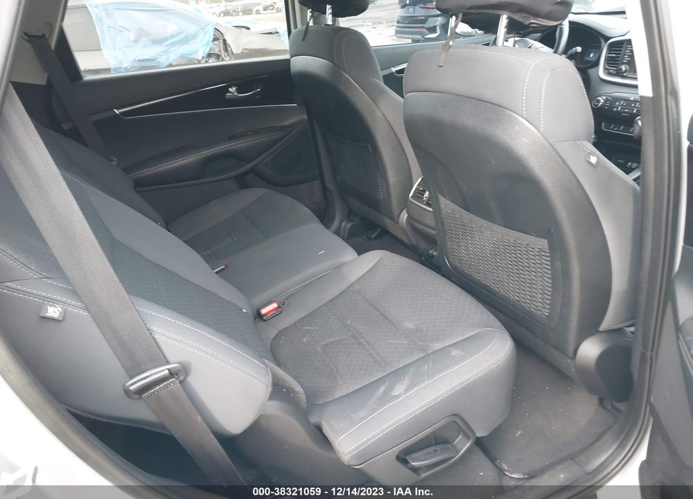 2017 KIA SORENTO 2.4L LX VIN: 5XYPG4A32HG246967