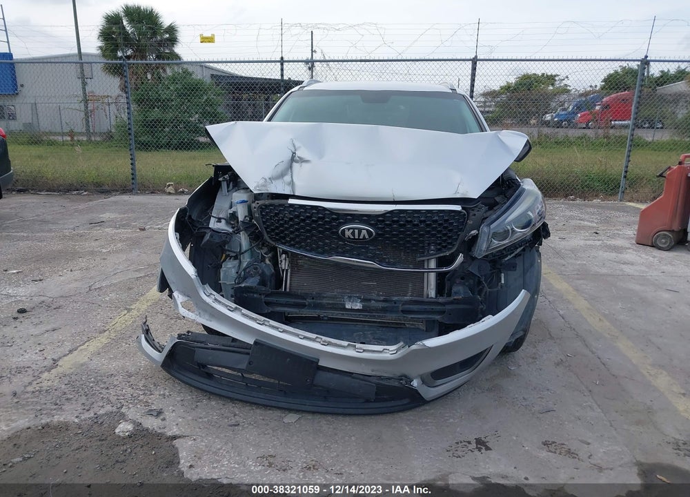 2017 KIA SORENTO 2.4L LX VIN: 5XYPG4A32HG246967