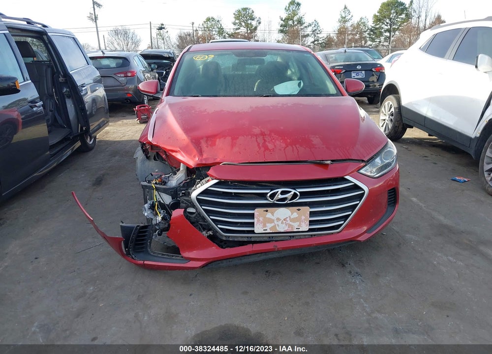 2018 HYUNDAI ELANTRA SEL VIN: 5NPD84LF8JH244629