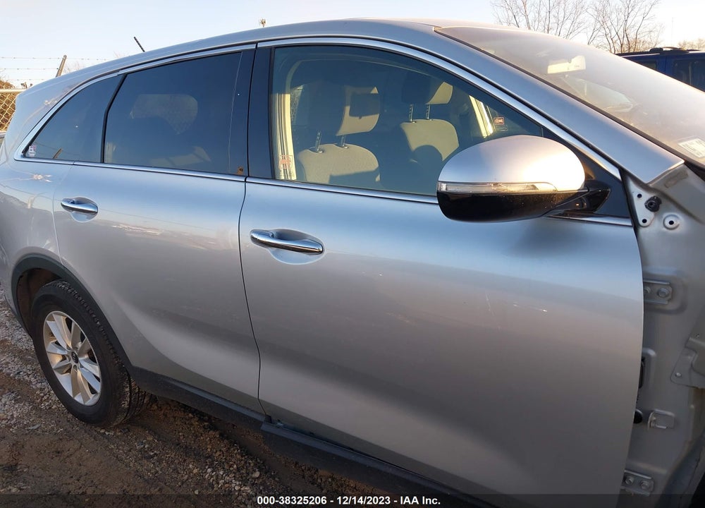 2020 KIA SORENTO 3.3L LX VIN: 5XYPGDA50LG631552