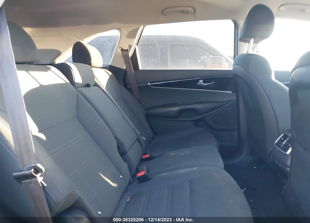 2020 KIA SORENTO 3.3L LX VIN: 5XYPGDA50LG631552