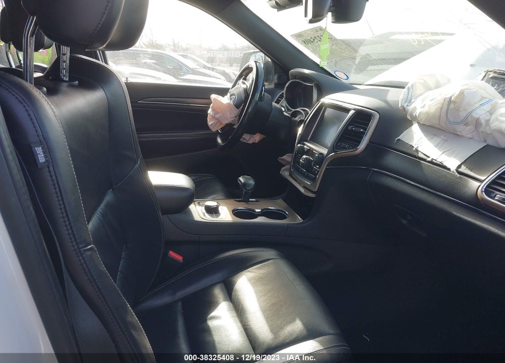 2015 JEEP GRAND CHEROKEE VIN: 1C4RJFBG5FC910123