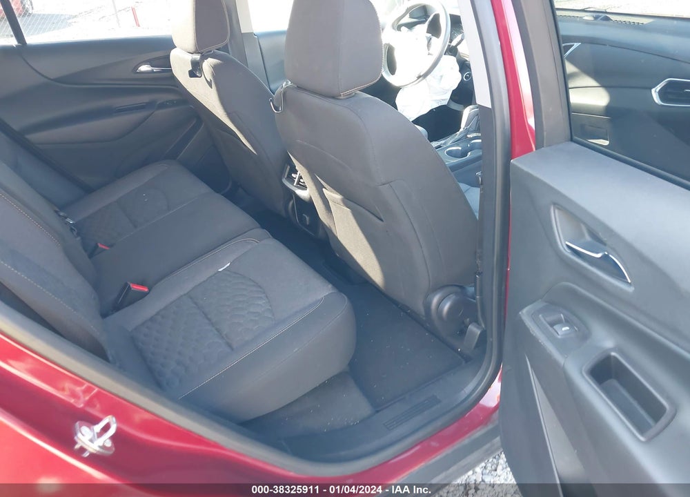 2018 CHEVROLET EQUINOX LT VIN: 2GNAXJEV6J6131685