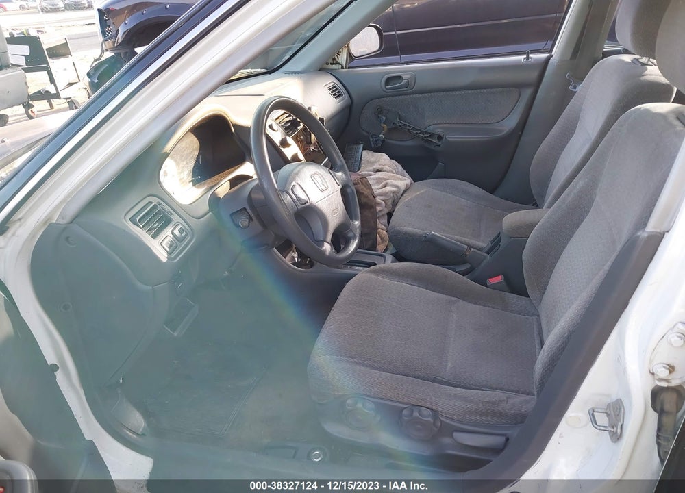 1999 HONDA CIVIC LX VIN: JHMEJ6671XS001178
