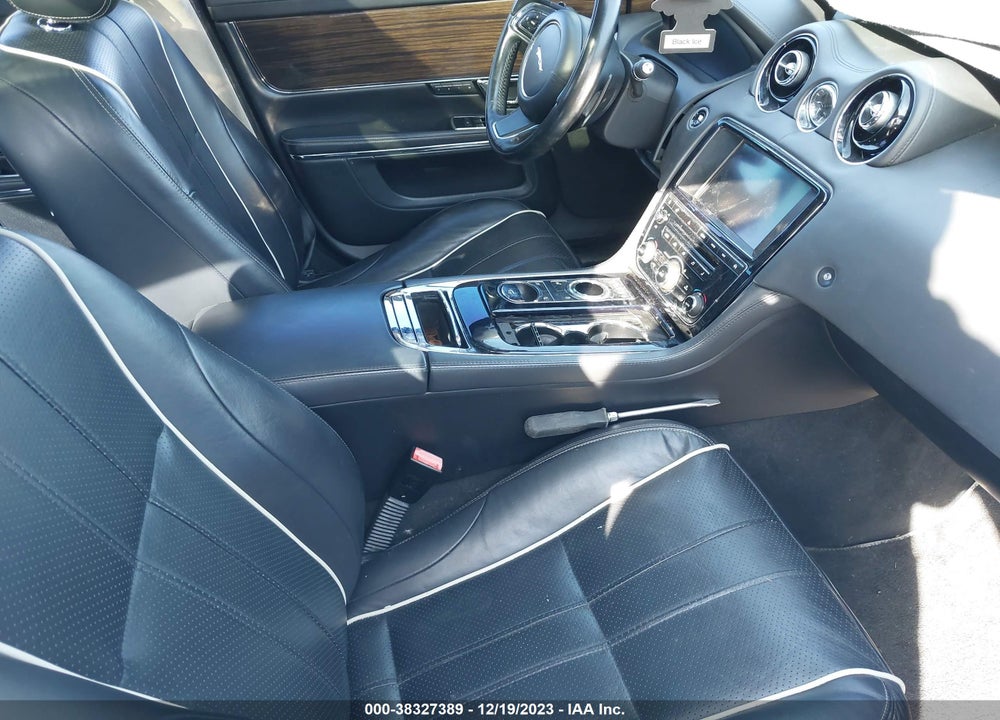 2014 JAGUAR XJ SUPERCHARGED VIN: SAJWA1GT3EMV72467