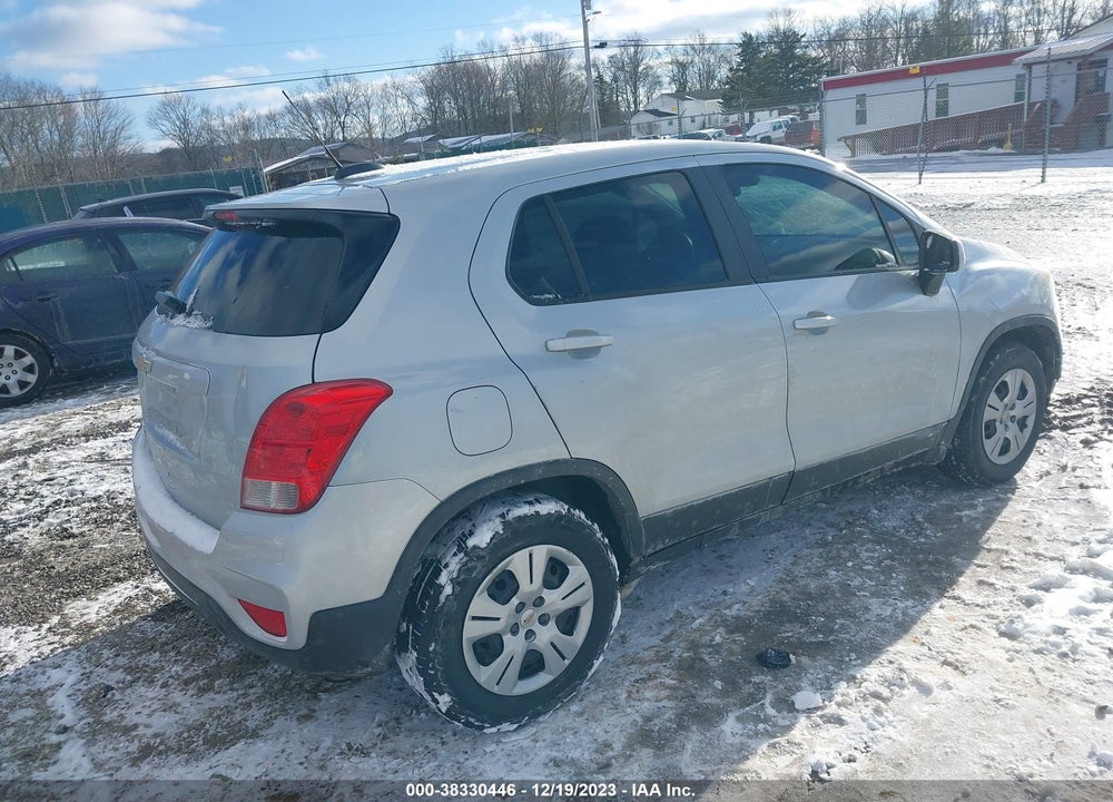 2018 CHEVROLET TRAX LS VIN: 3GNCJKSB8JL333921