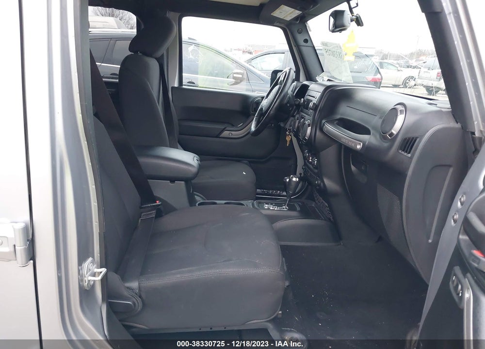 2018 JEEP WRANGLER UNLIMITED VIN: 1C4BJWDG9JL832047