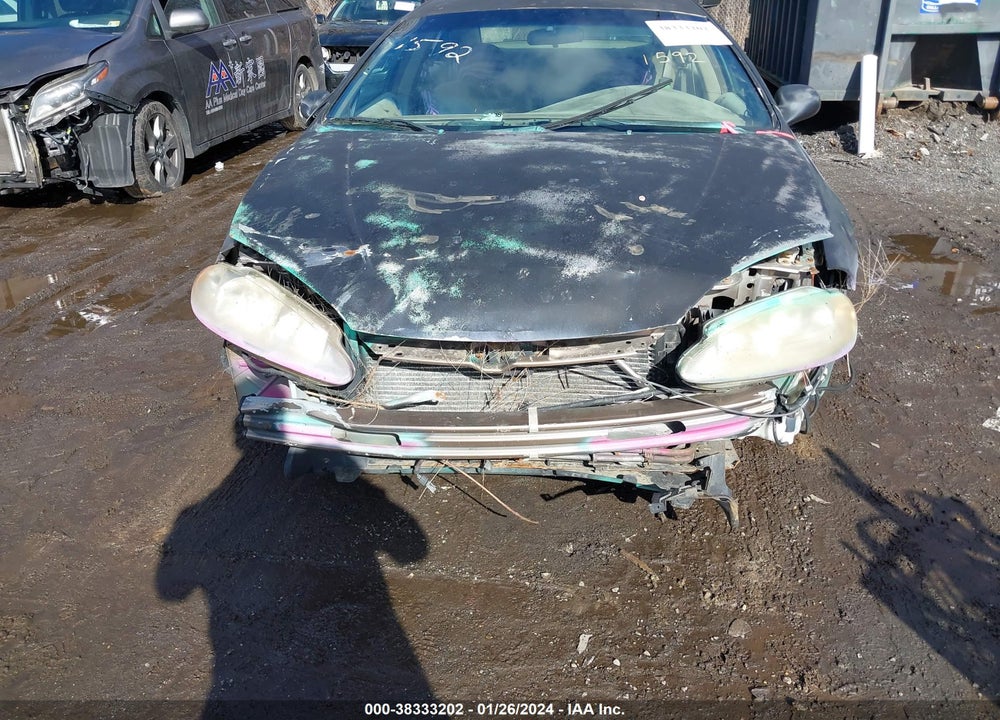 2000 DODGE INTREPID VIN: 2B3HD46R8YH136759