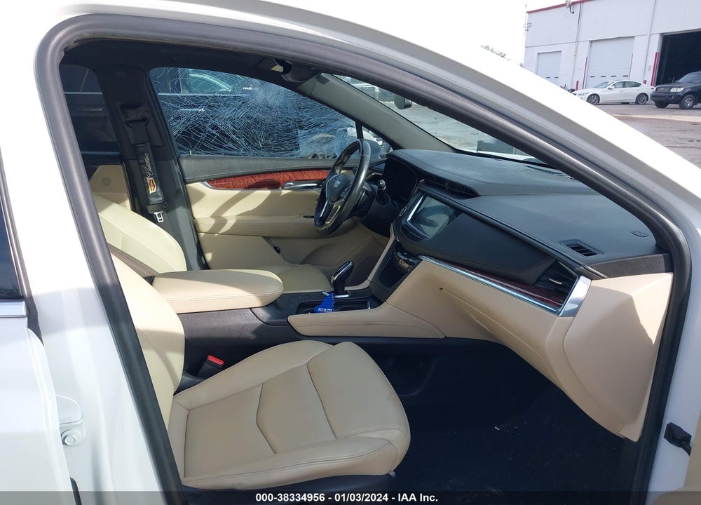 2018 CADILLAC XT5 LUXURY VIN: 1GYKNCRSXJZ213979