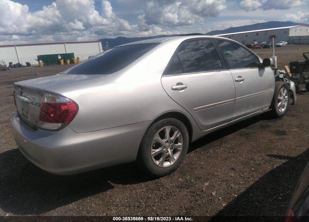 2005 TOYOTA CAMRY XLE V6 VIN: 4T1BF32K35U611580