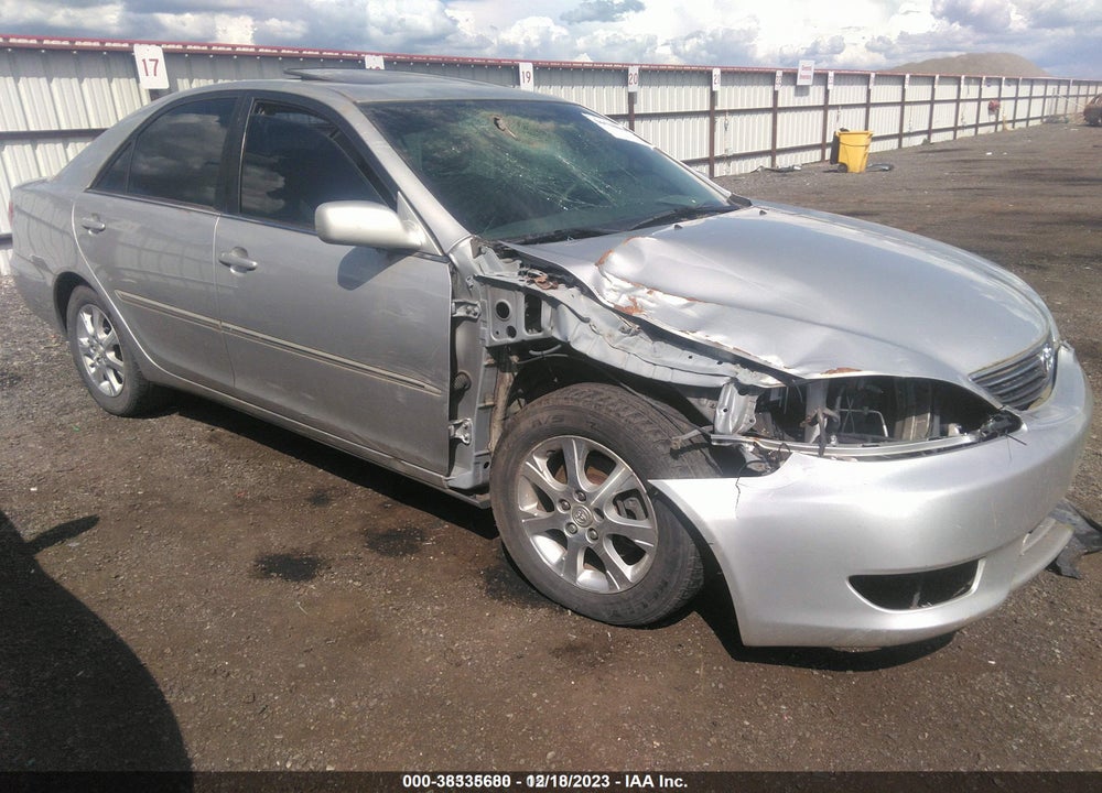 2005 TOYOTA CAMRY XLE V6 VIN: 4T1BF32K35U611580