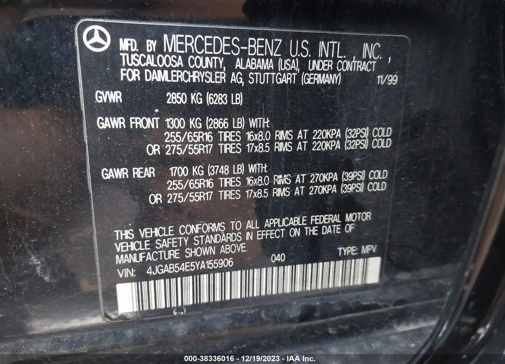 2000 MERCEDES-BENZ ML 320 VIN: 4JGAB54E5YA155906