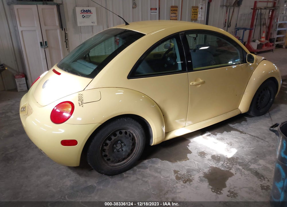 2003 VOLKSWAGEN NEW BEETLE COUPE GL VIN: 3VWBK21C73M417587