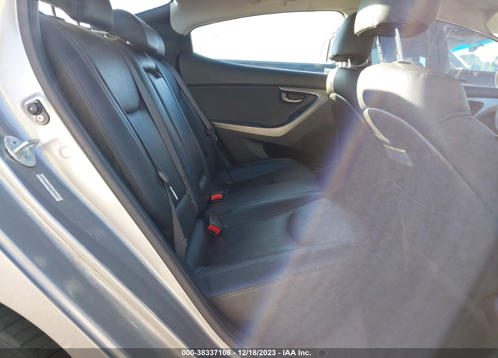 2011 HYUNDAI ELANTRA LIMITED (ULSAN PLANT) VIN: KMHDH4AE7BU114323