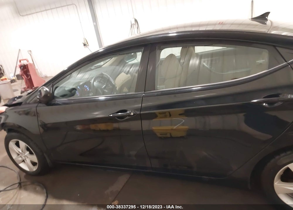 2013 HYUNDAI ELANTRA GLS (ULSAN PLANT) VIN: KMHDH4AE7DU661580