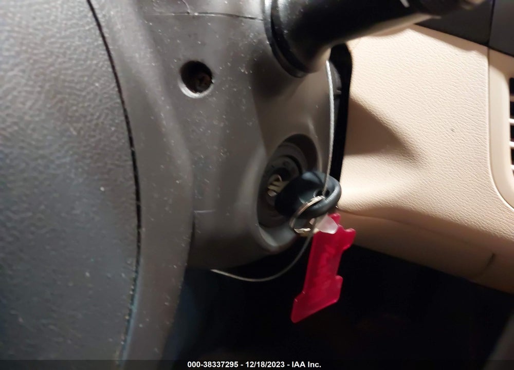 2013 HYUNDAI ELANTRA GLS (ULSAN PLANT) VIN: KMHDH4AE7DU661580