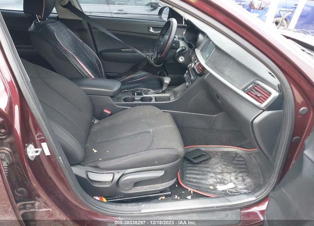 2020 KIA OPTIMA LX VIN: 5XXGT4L34LG401900