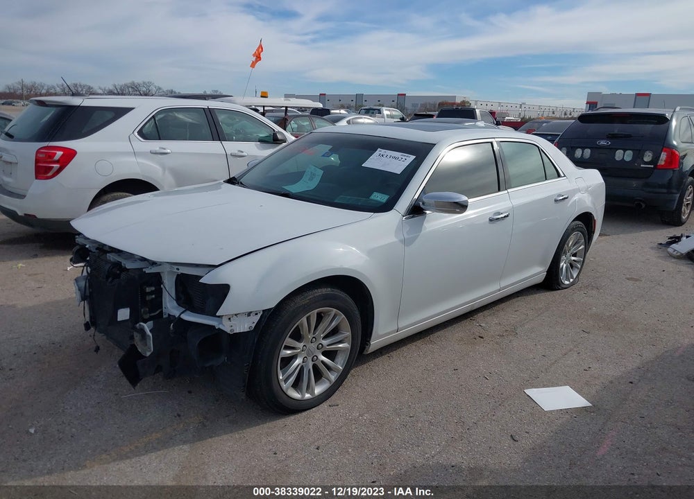2016 CHRYSLER 300 300C VIN: 2C3CCAEG5GH212225