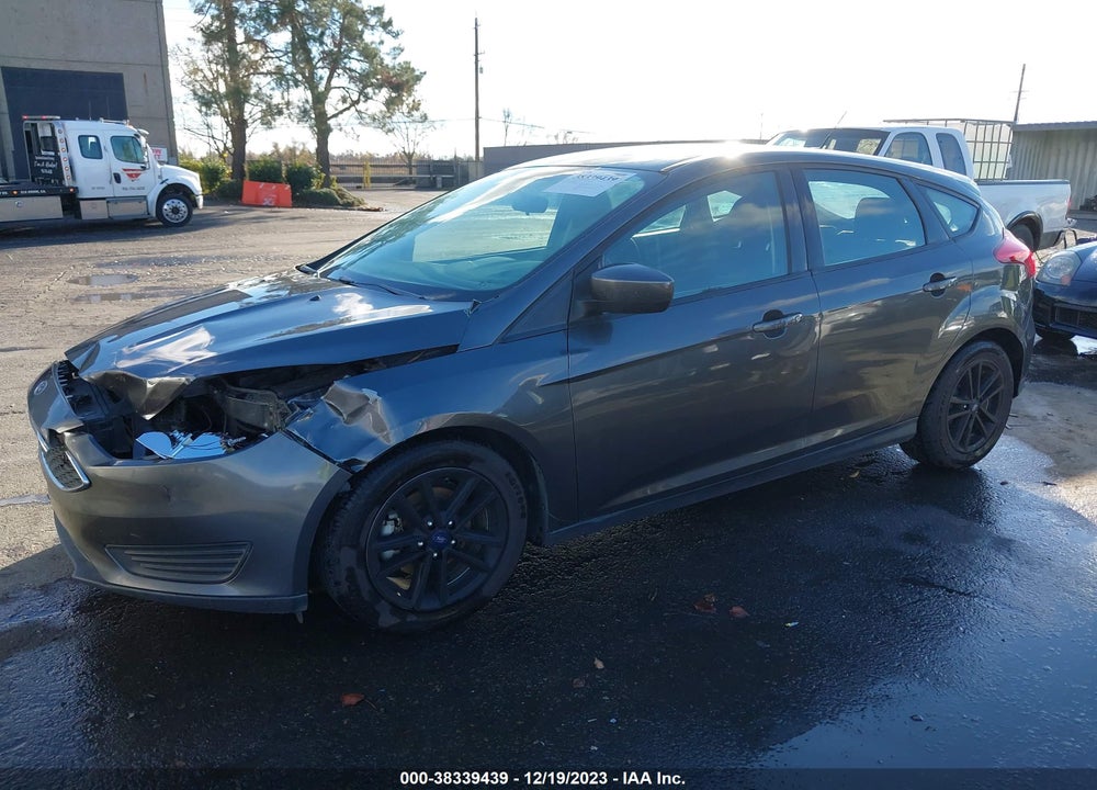 2018 FORD FOCUS SE VIN: 1FADP3K27JL279160