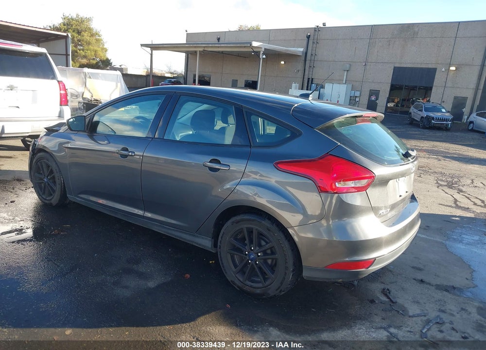2018 FORD FOCUS SE VIN: 1FADP3K27JL279160