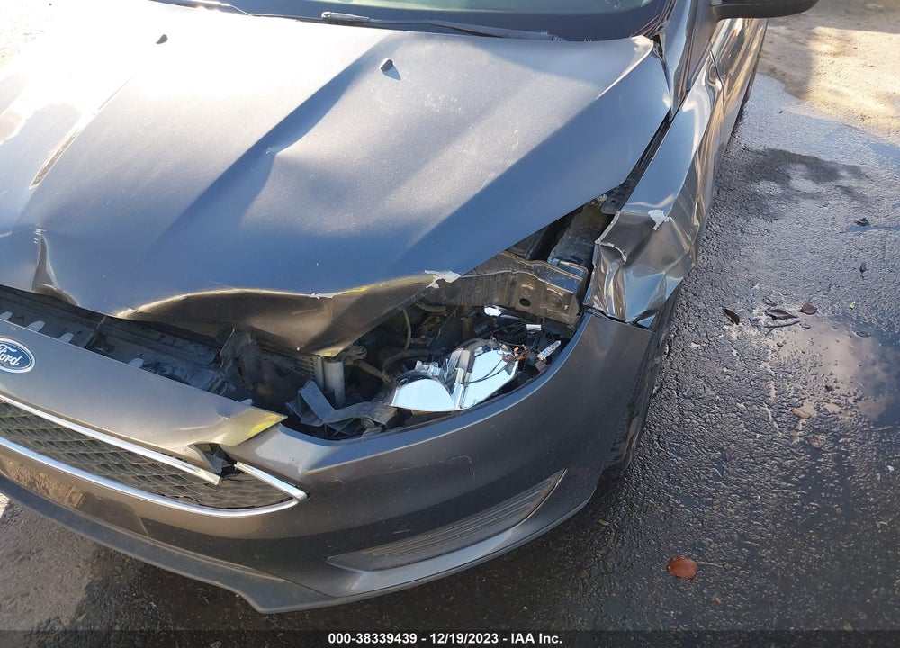 2018 FORD FOCUS SE VIN: 1FADP3K27JL279160