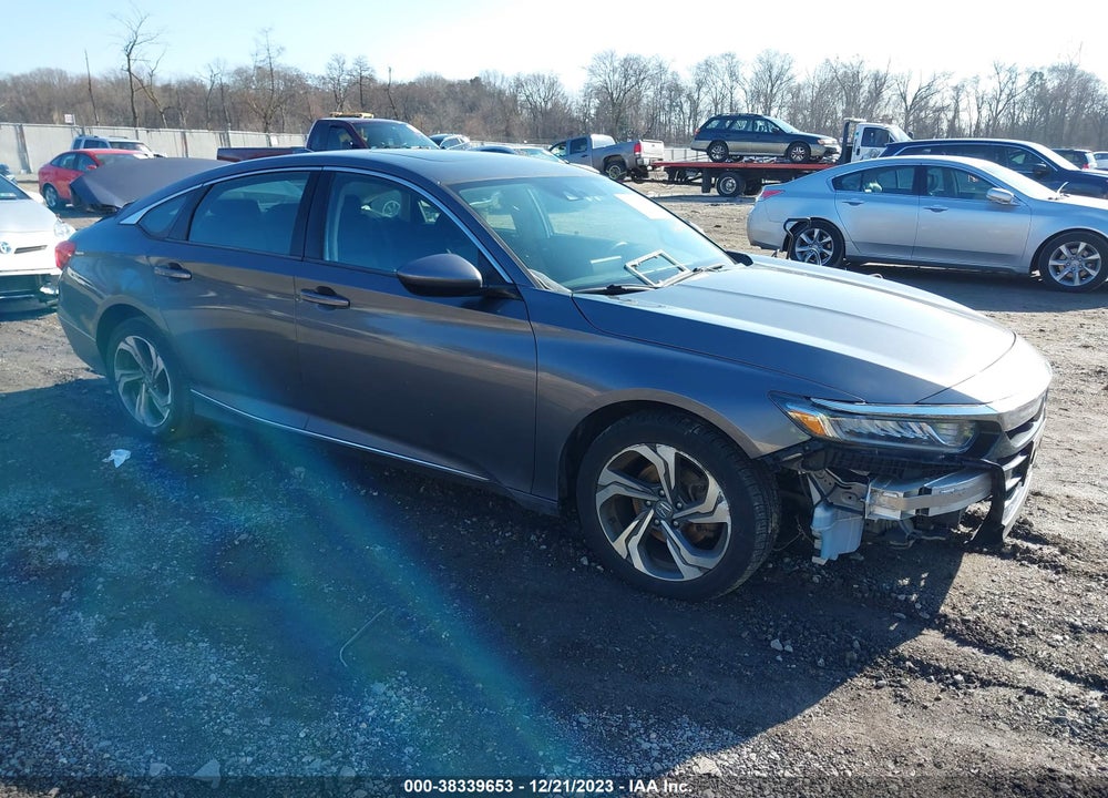 2018 HONDA ACCORD EX VIN: 1HGCV1F40JA030644