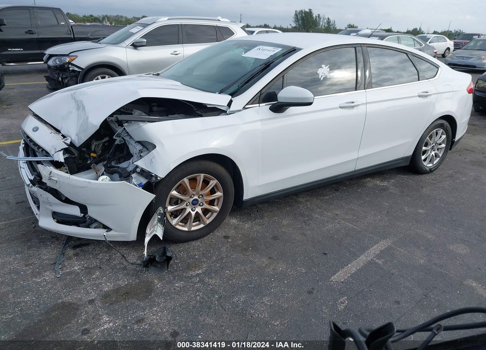 2016 FORD FUSION S VIN: 3FA6P0G77GR337922