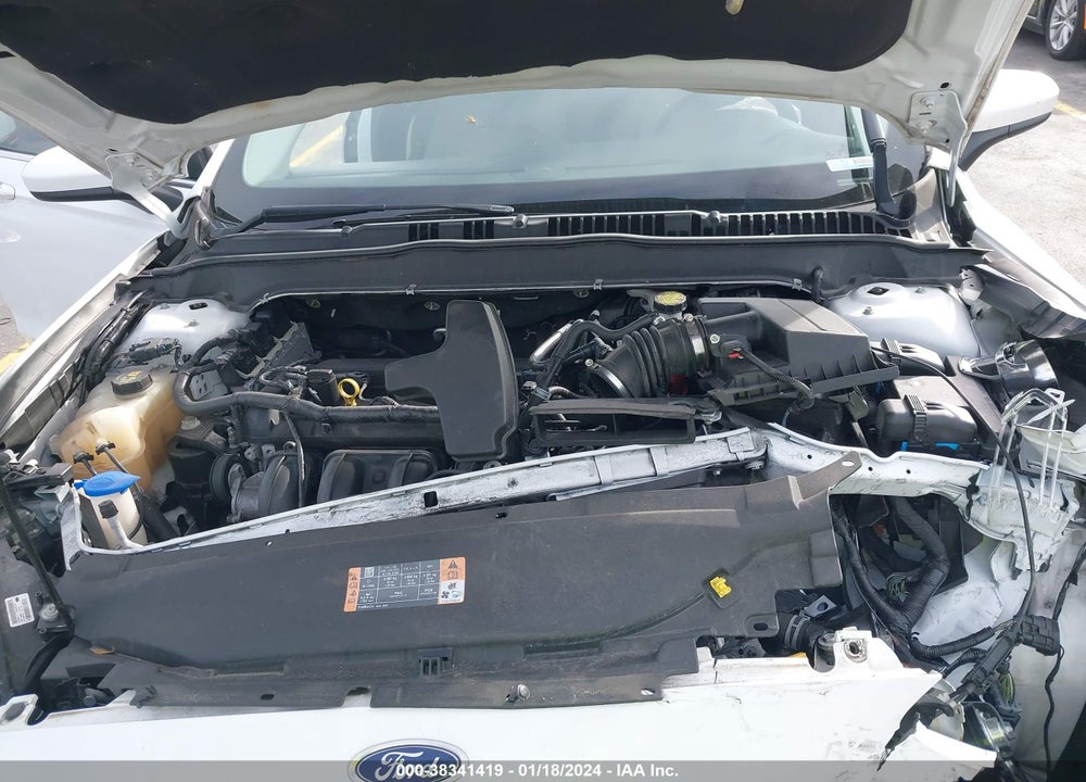 2016 FORD FUSION S VIN: 3FA6P0G77GR337922
